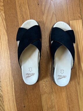 Dansko Bridget burnished suede